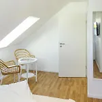 Freiheit *